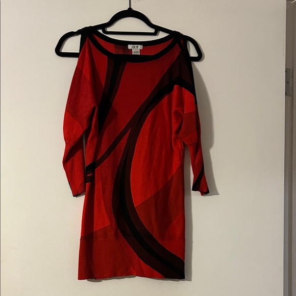 CacheRed and Black Women's Sweater or Sweater dress - Picture 1 of 11